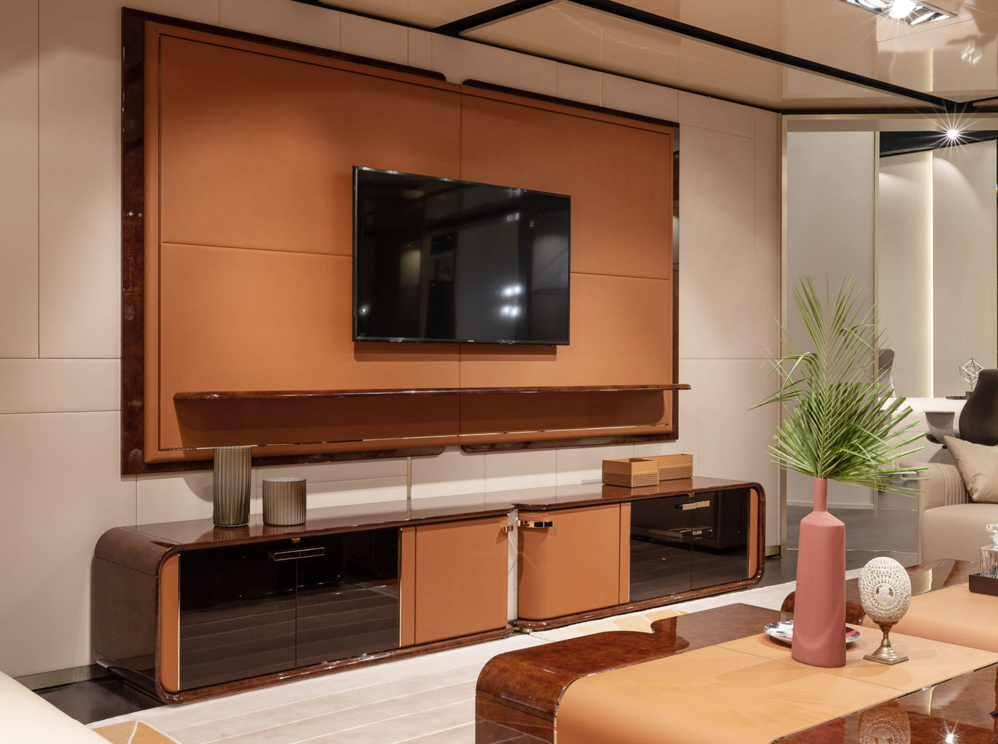 Turri Madison TV stand