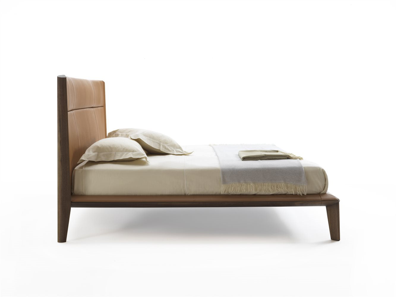 Porada Nyan Bed