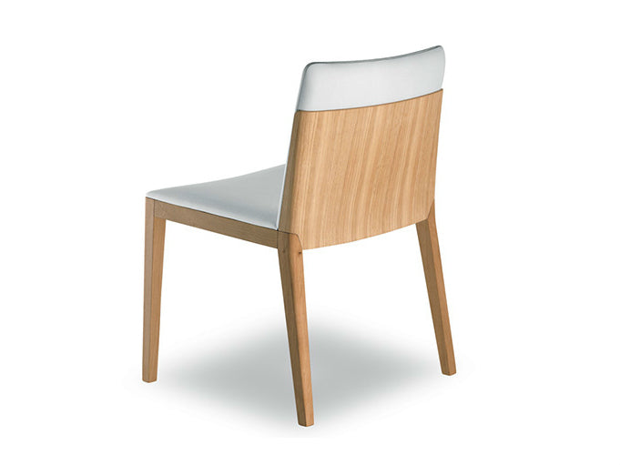 Poltrona Frau Beatrice Dinning Chair