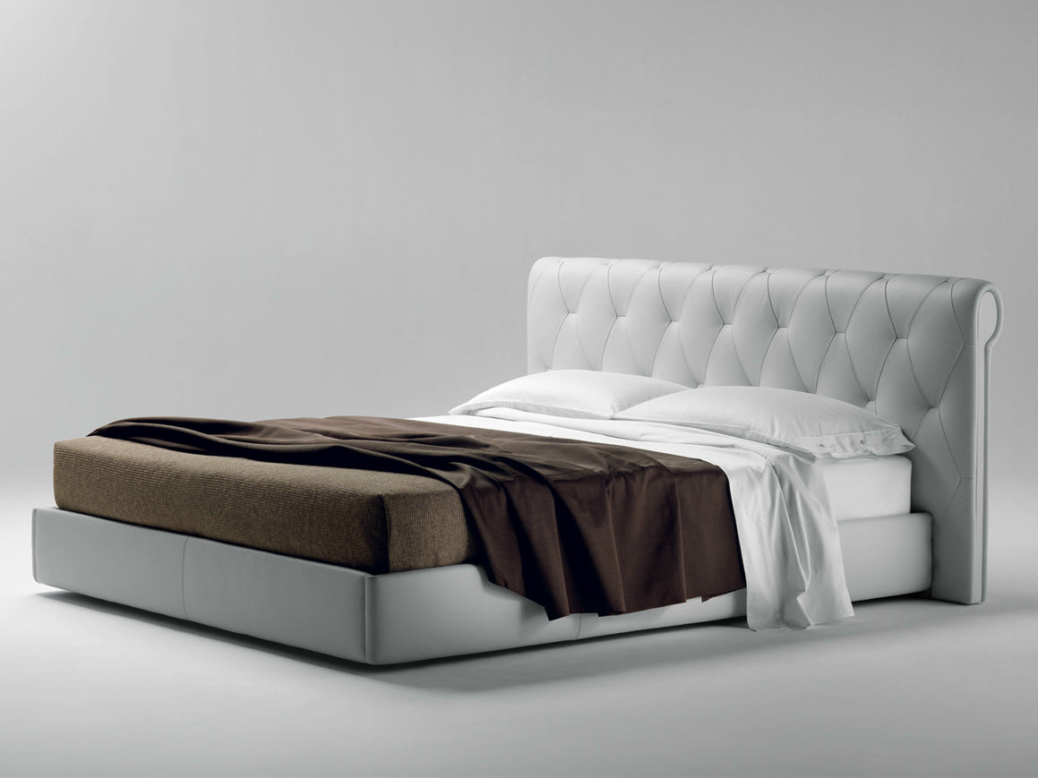 Poltrona Frau Bluemoon Bed