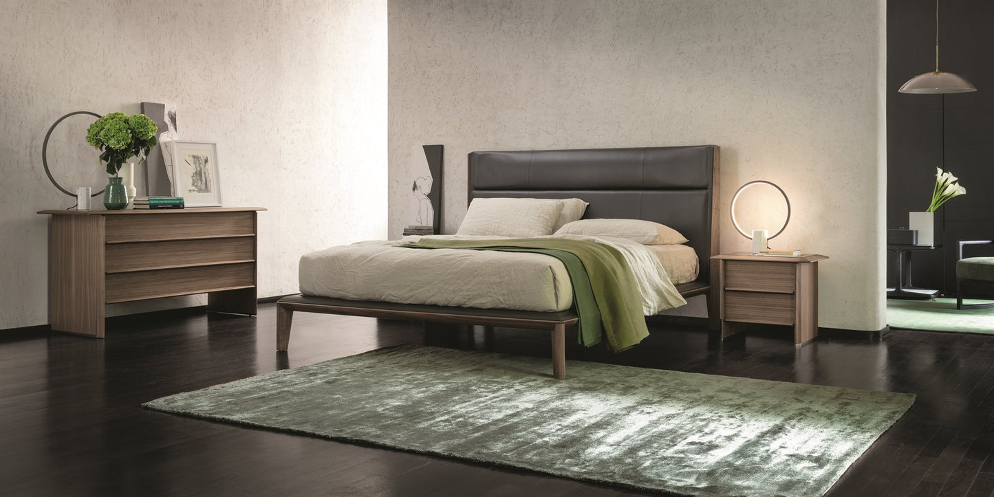 Porada Tamok Nightstand