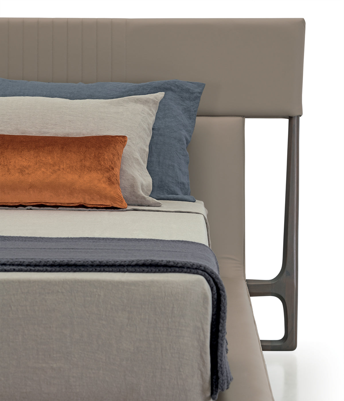 Turri Vine Bed
