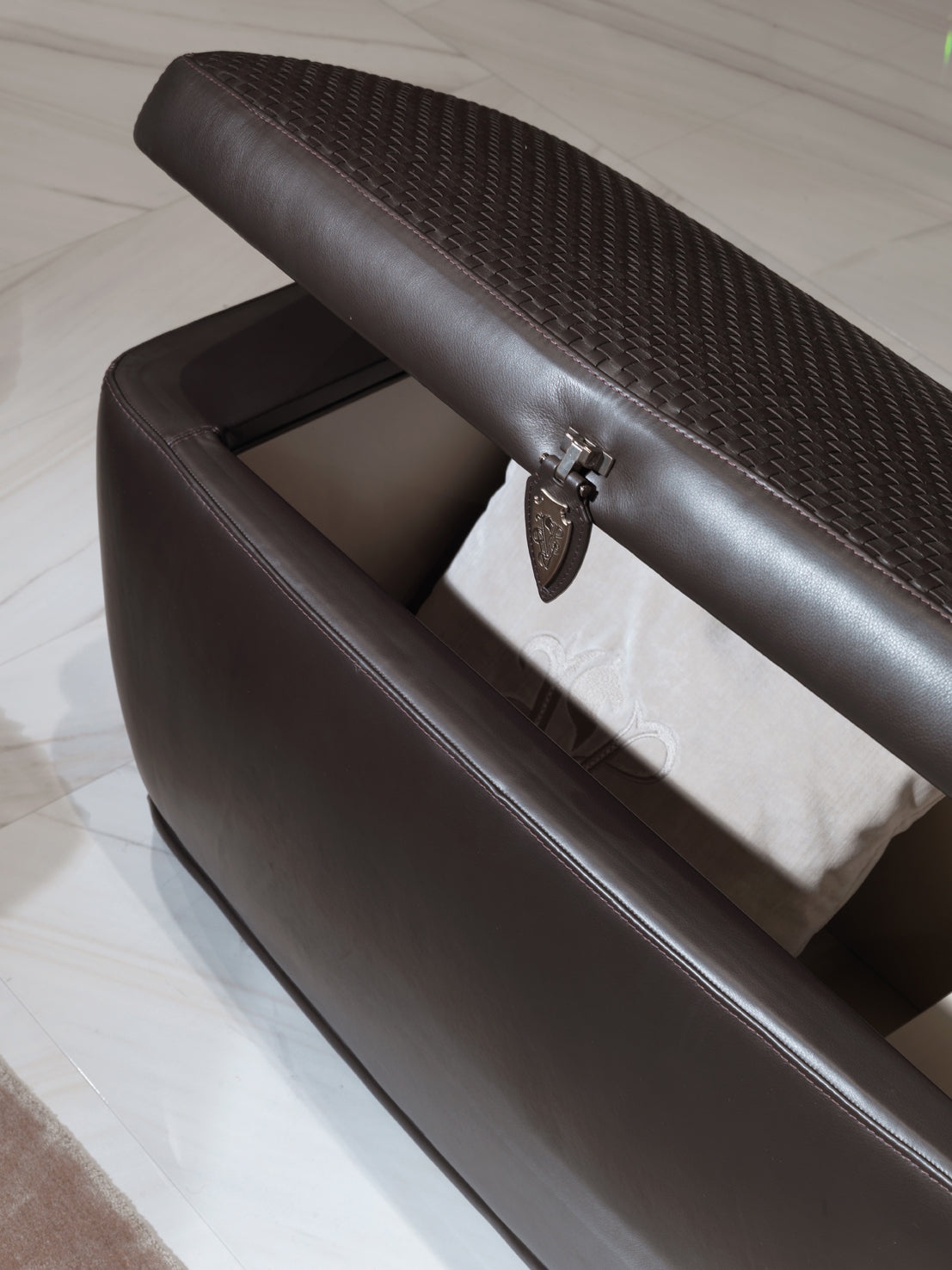 Visionnaire Citizen Stool