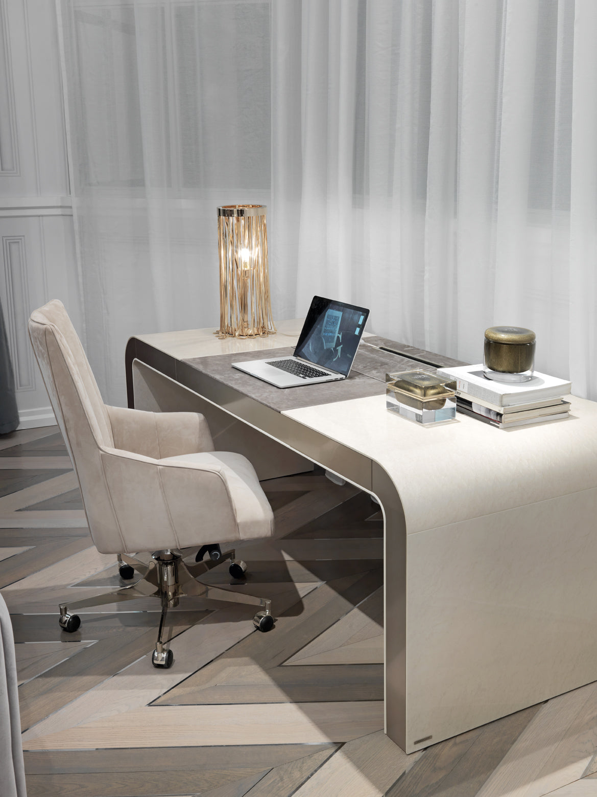 Visionnaire Ginsberg Office Chair