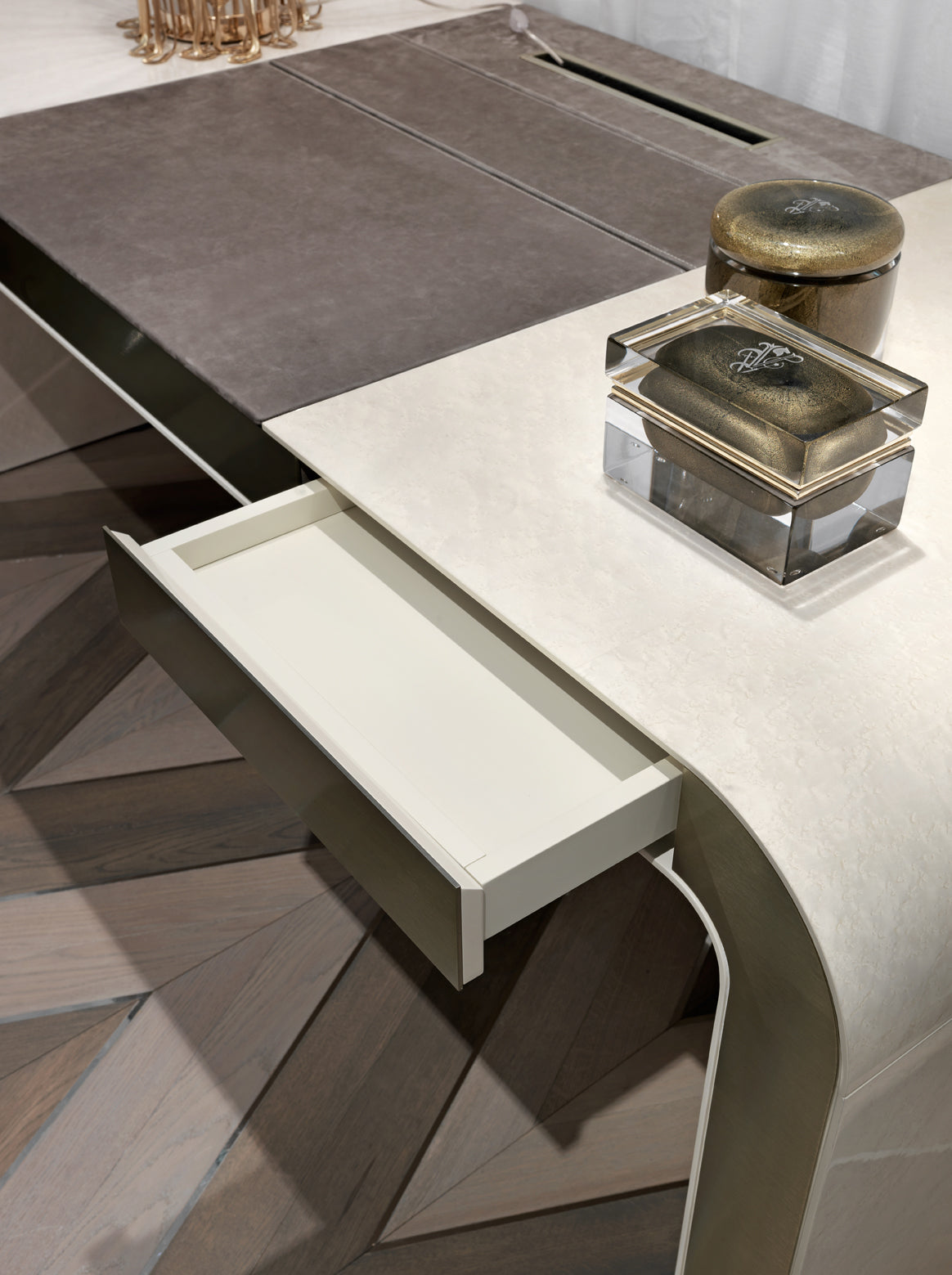 Visionnaire Wright Writing Table