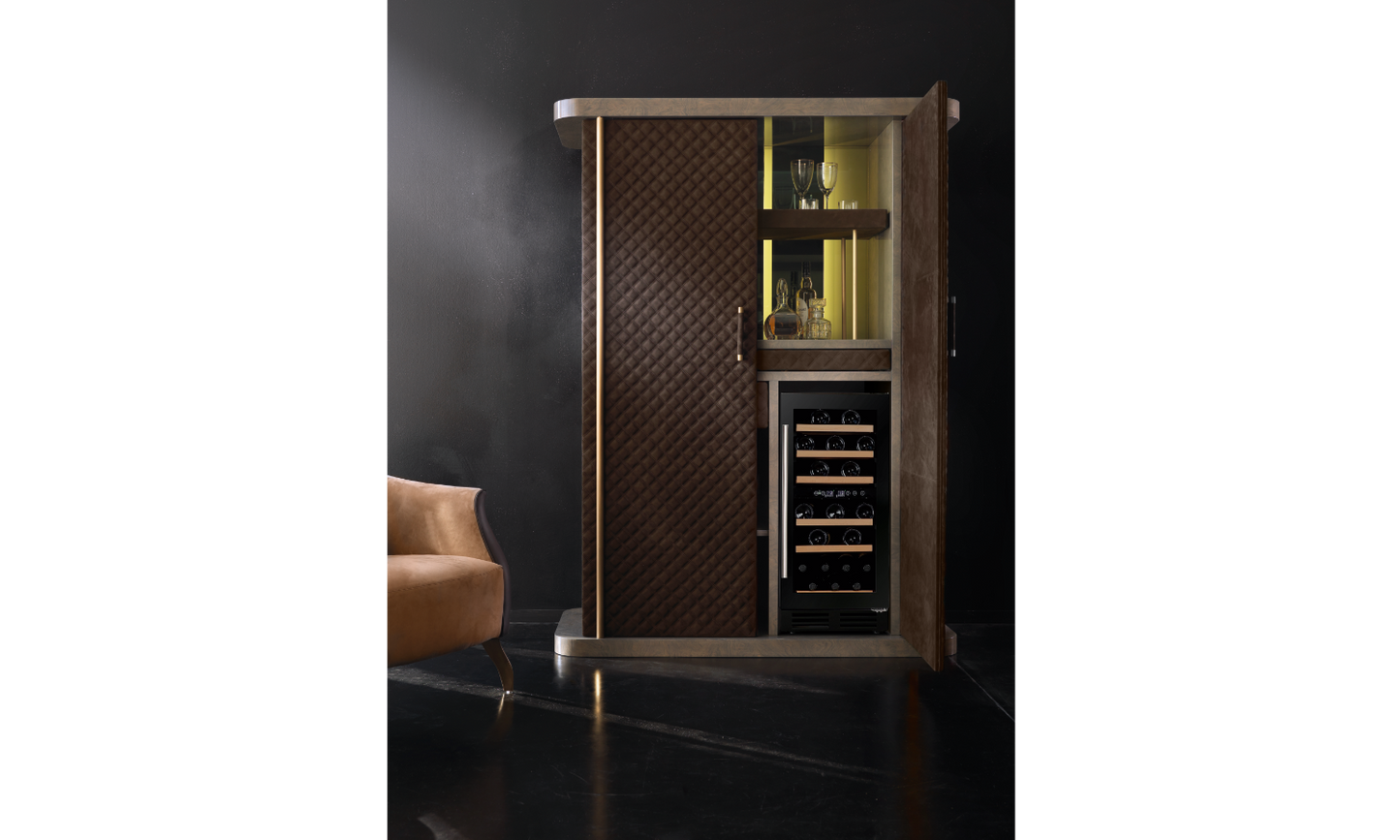 Daytona Zeus Wine Cabinet