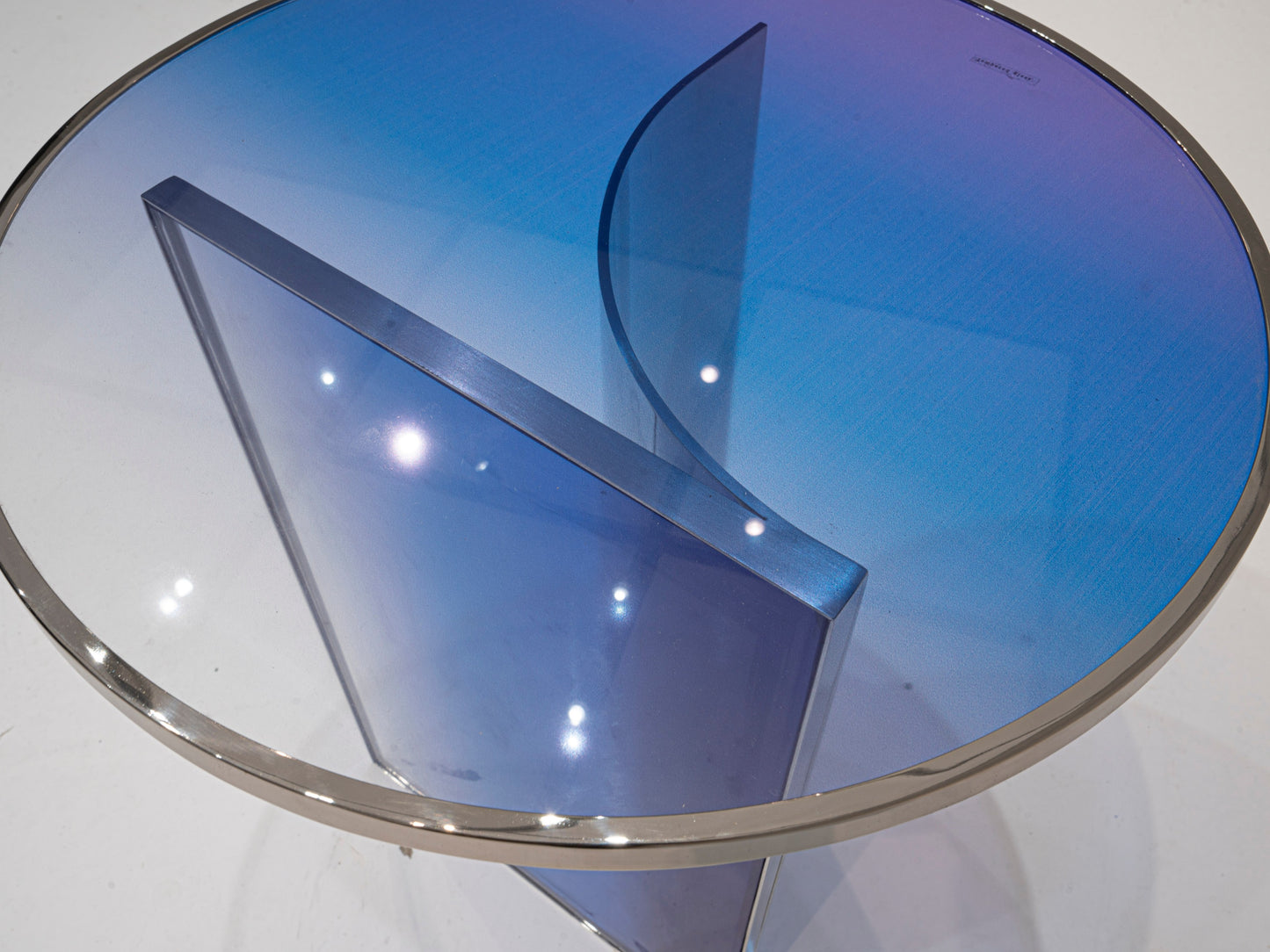 BUZAO NULL side table