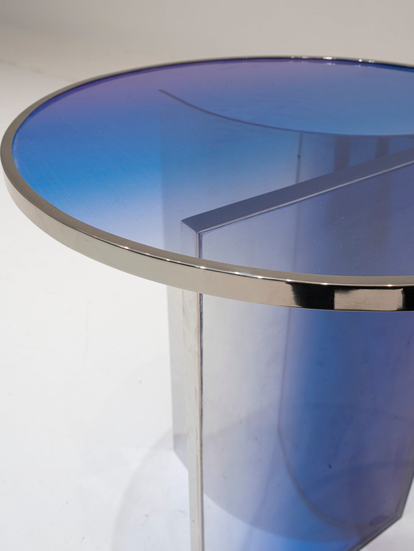 BUZAO NULL side table