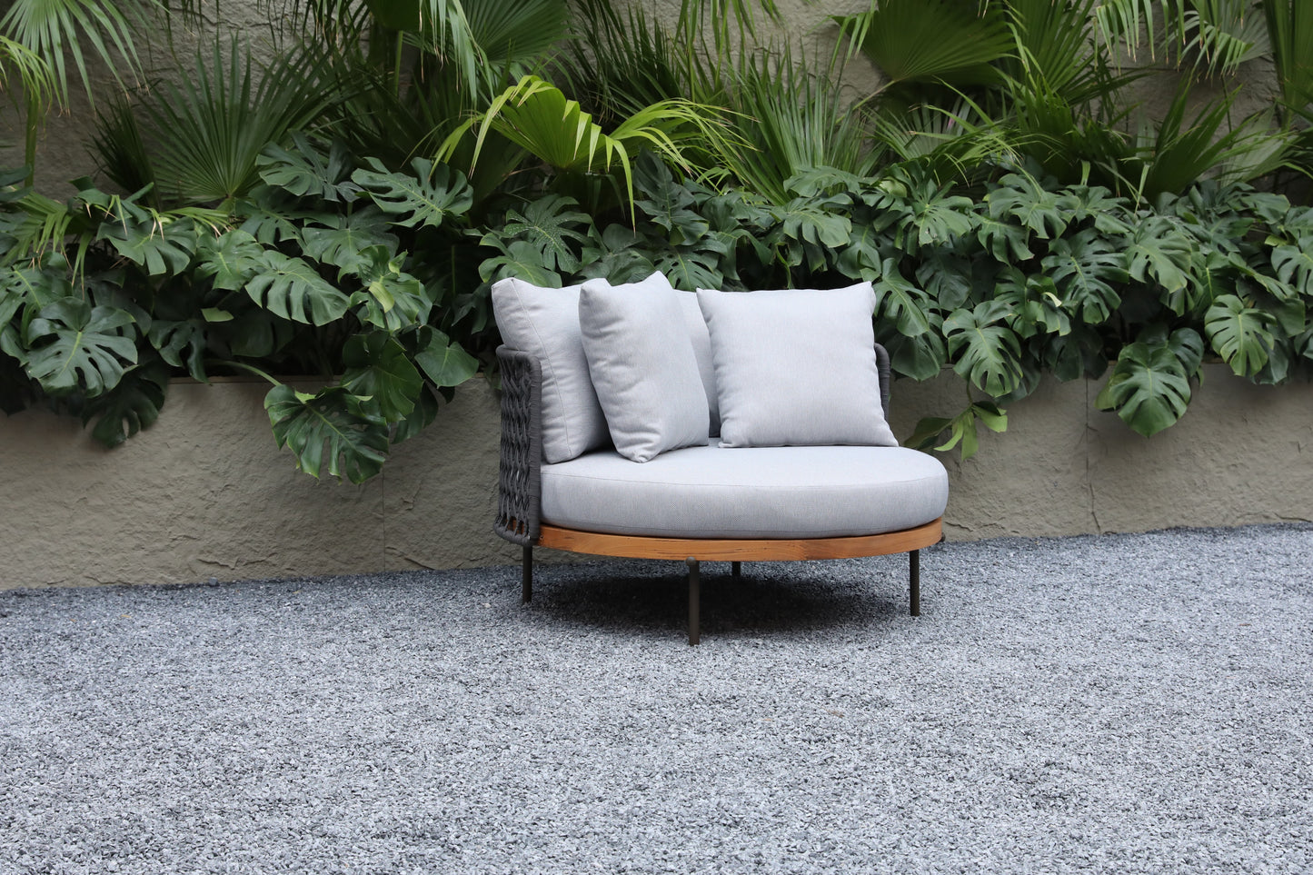 Outdoor  Armchairs 279