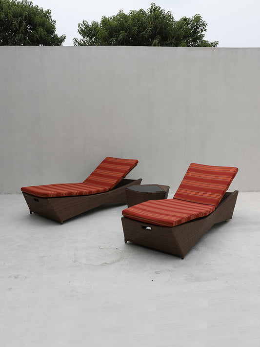 Sun Loungers 23