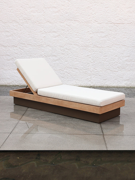 Sun Loungers 28
