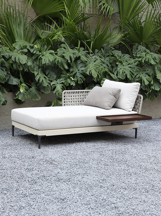 Sun Loungers 32