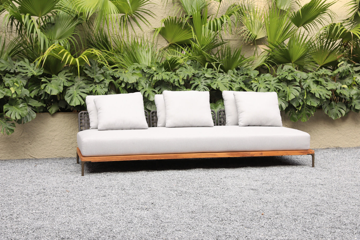 outdoor sofa 38