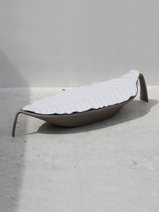 Sun Loungers 34