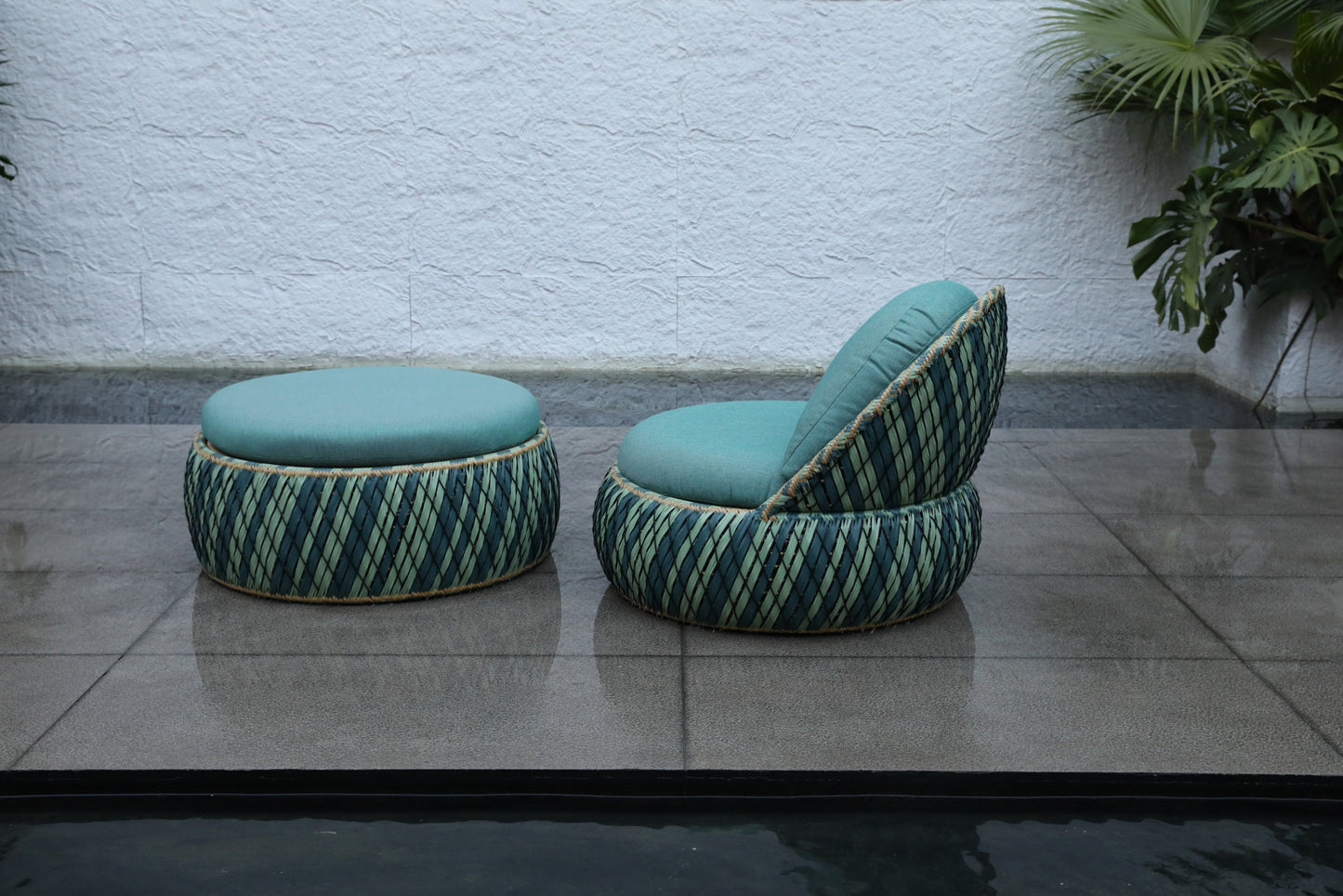 Outdoor  Armchairs 131