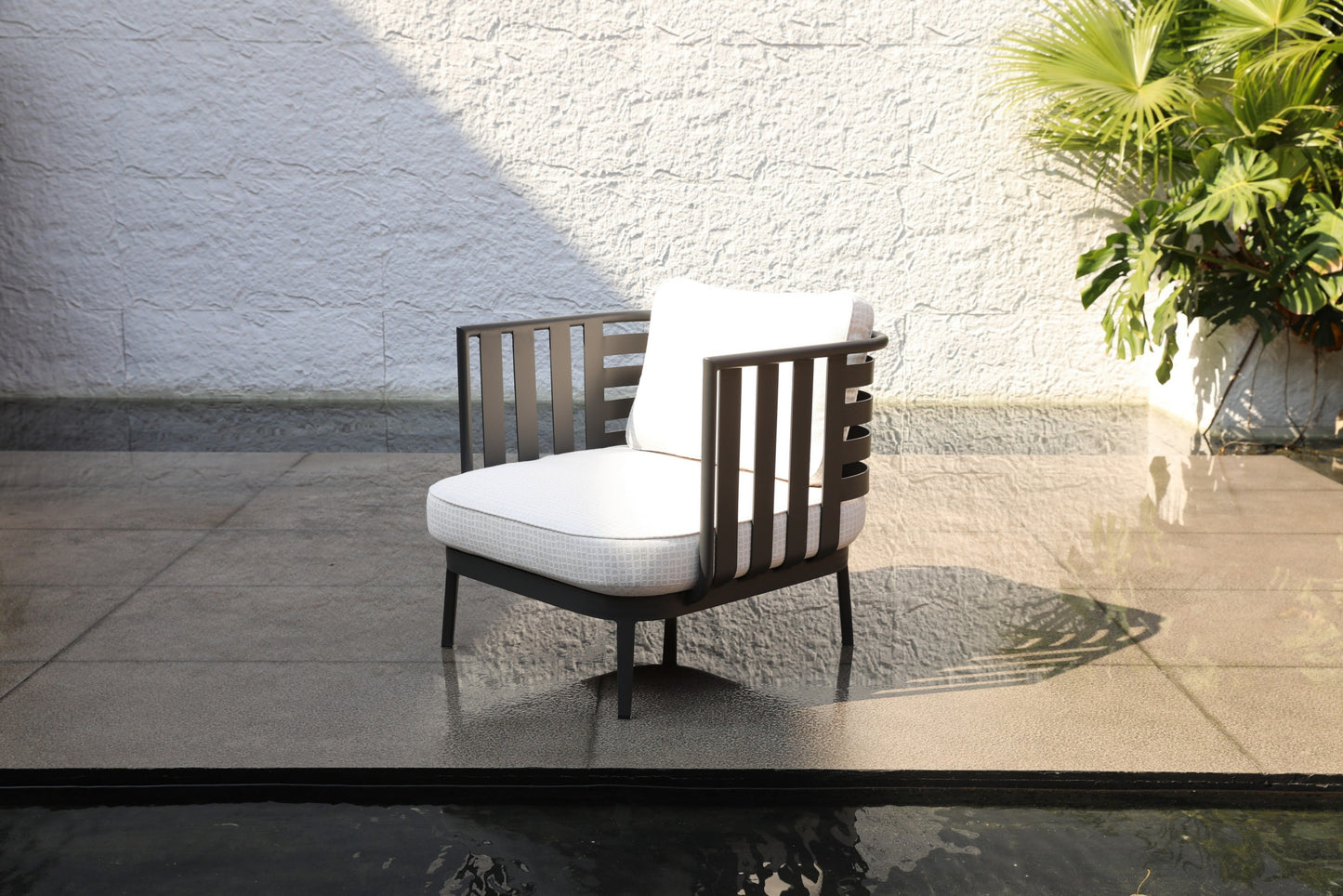 Outdoor  Armchairs 132
