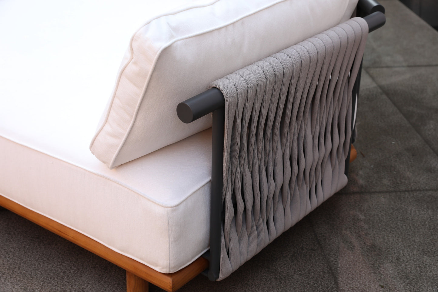 Day Bed 29