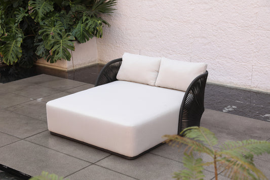 Day Bed 13