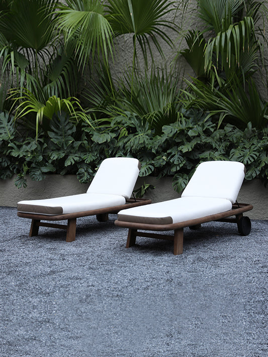 Sun Loungers 37