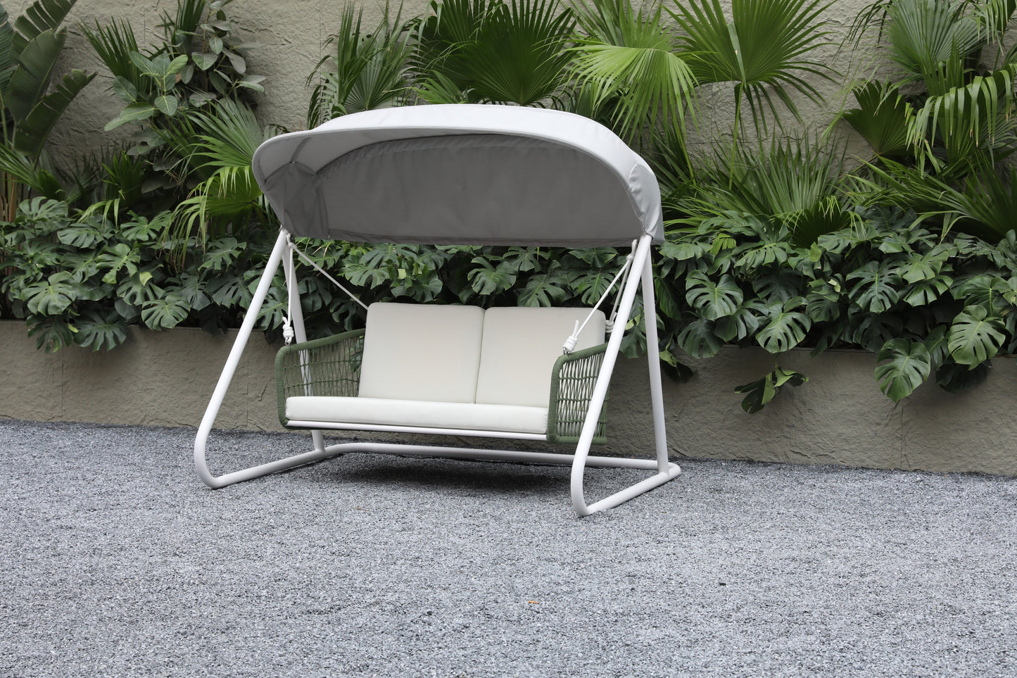 Garden hanging chairs 2