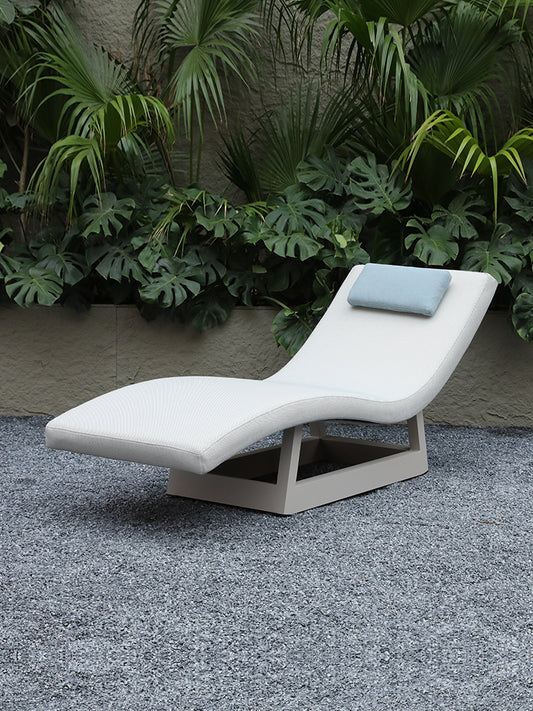 Sun Loungers 38