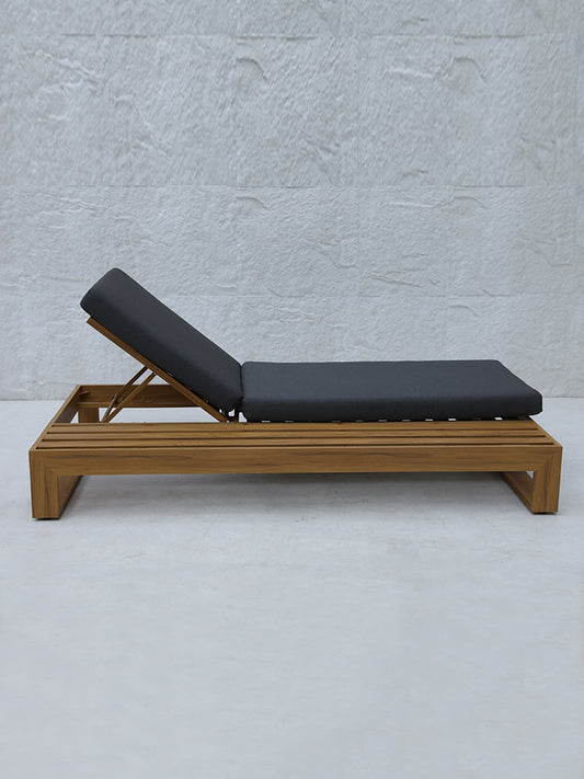 Sun Loungers 41