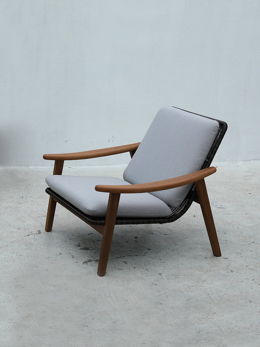 Outdoor  Armchairs 147
