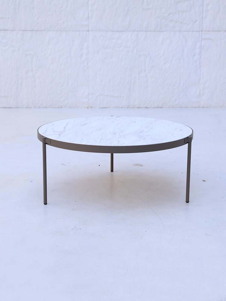 Outdoor Coffee Table  52