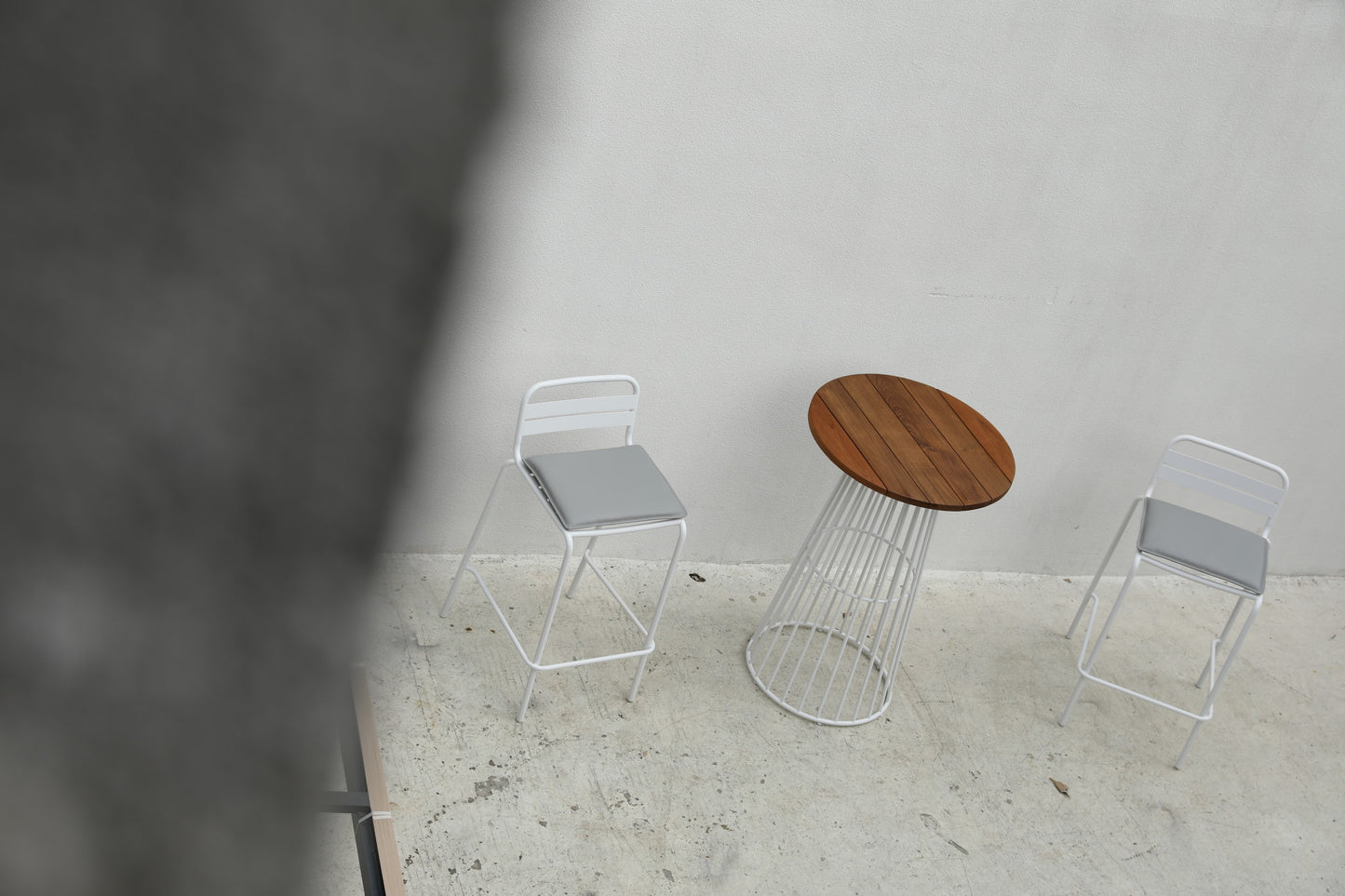 Bar Table 1