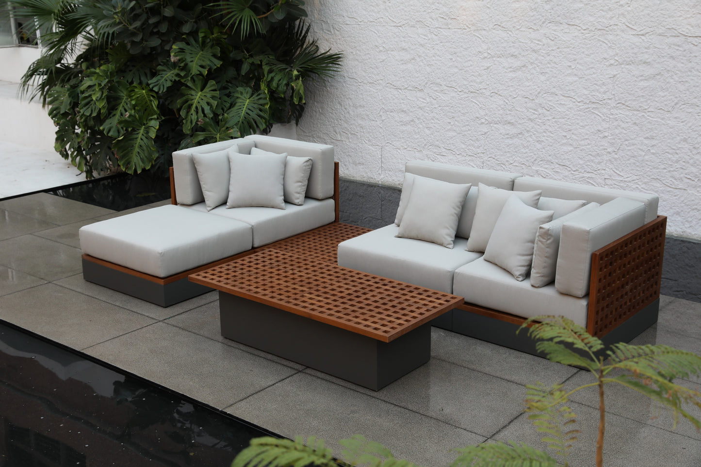 outdoor sofa  79