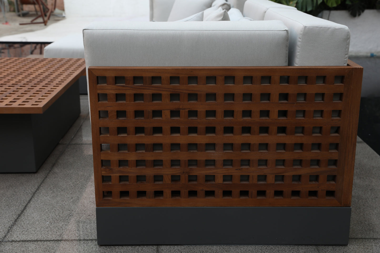 outdoor sofa  79