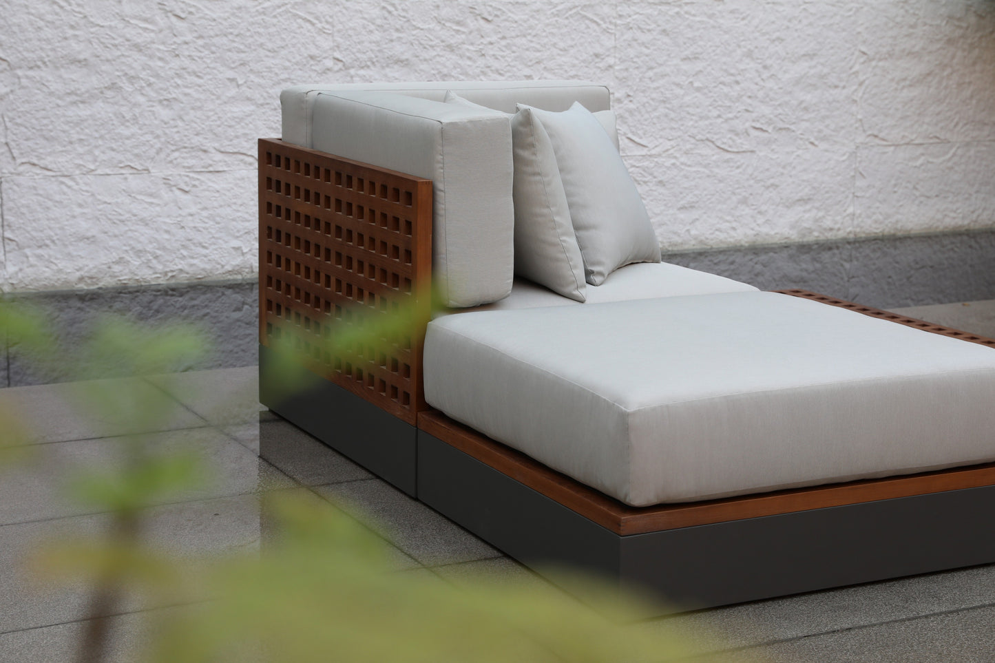outdoor sofa  79