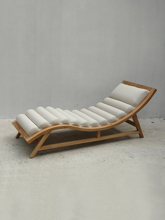 Sun Loungers 47
