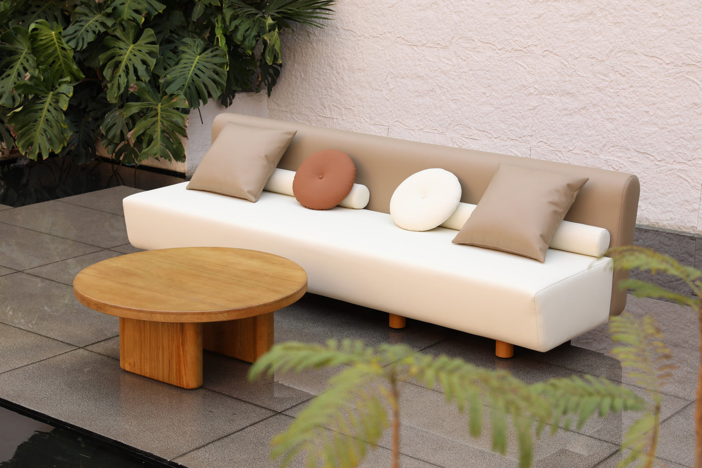 outdoor sofa  82