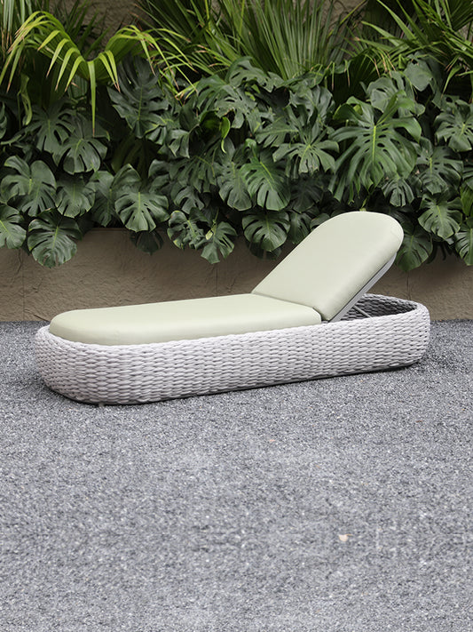 Sun Loungers 48