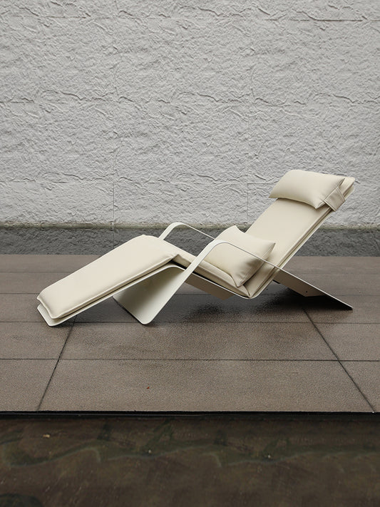 Sun Loungers 49