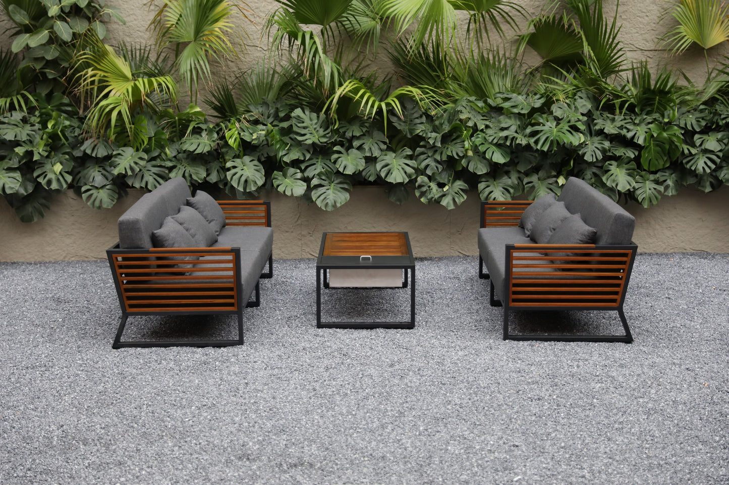 outdoor sofa  89