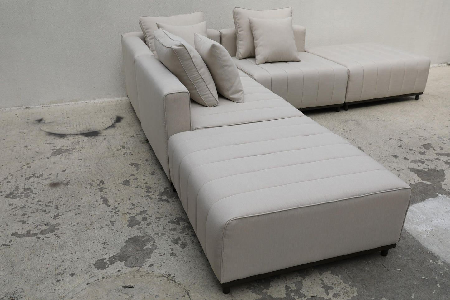 outdoor sofa  94