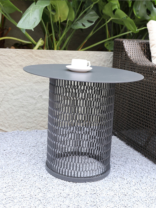 Outdoor Coffee Table  71