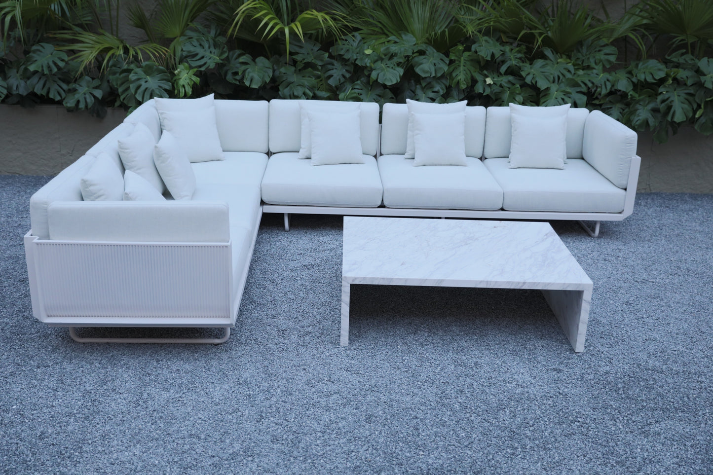 outdoor sofa  115