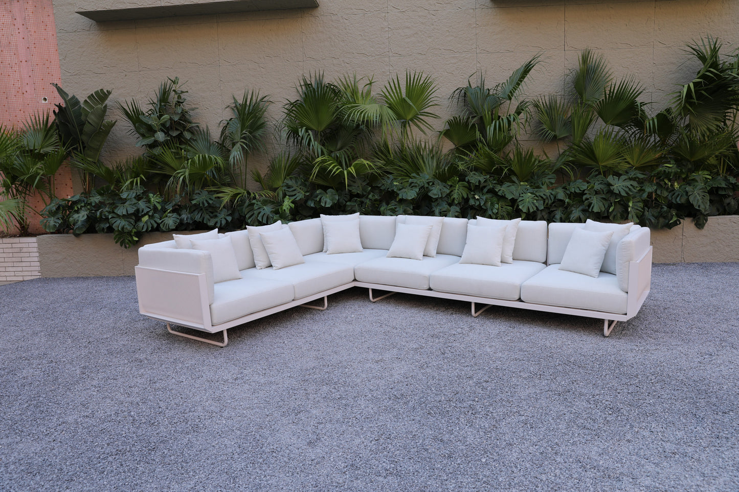 outdoor sofa  115