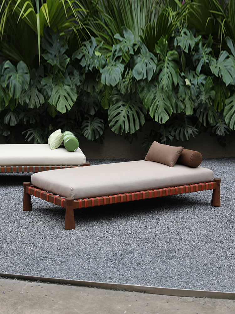 Sun Loungers 63