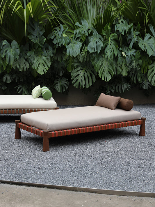 Sun Loungers 63