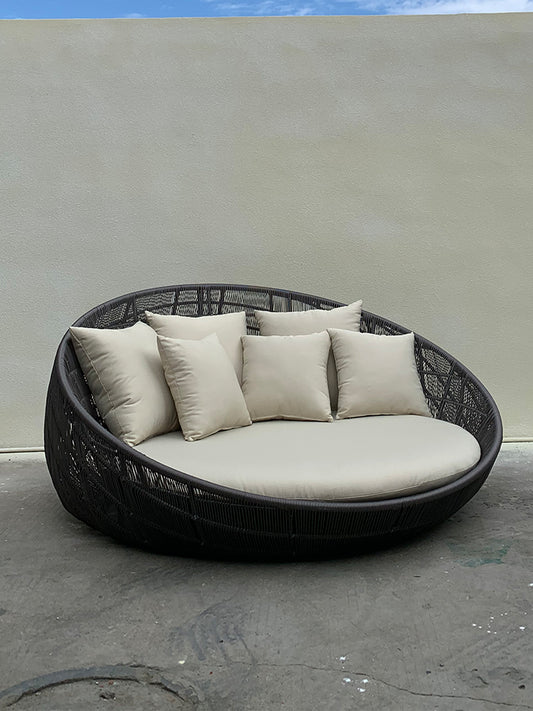 Day Bed 6