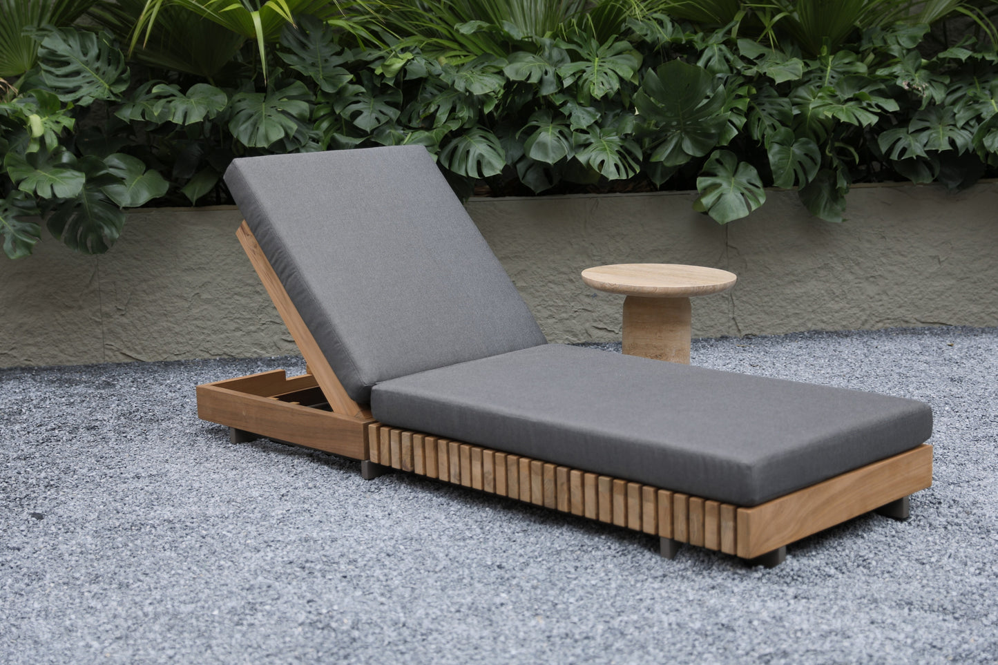 Sun Loungers 70