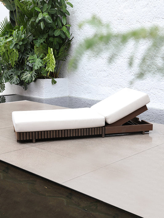 Sun Loungers 70