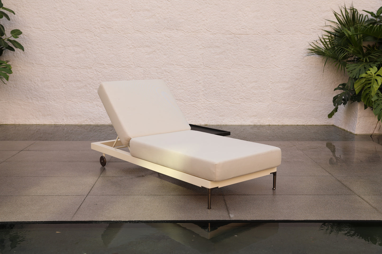 Sun Loungers 11