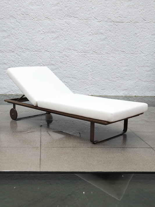 Sun Loungers 12