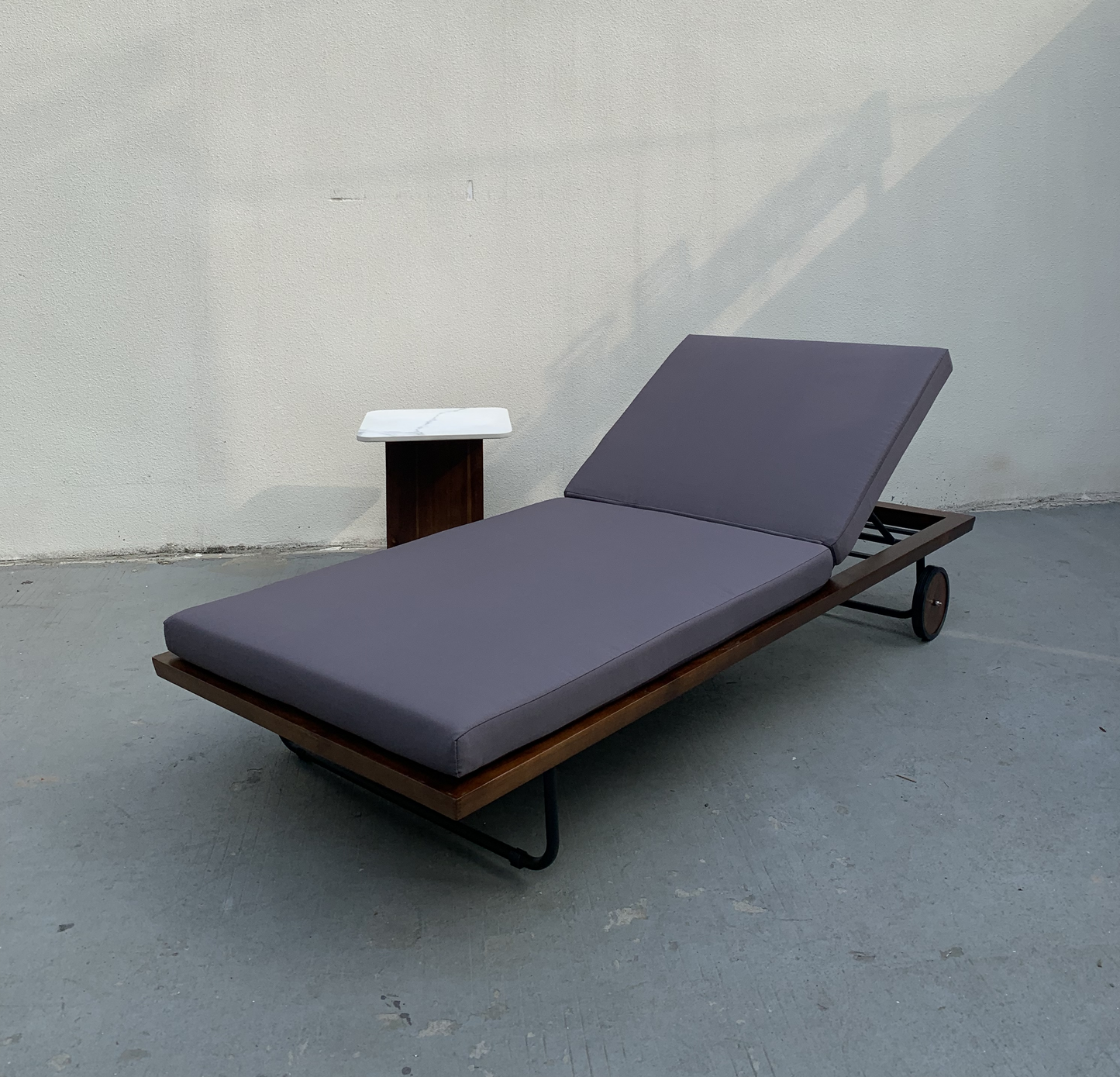 Sun Loungers 18