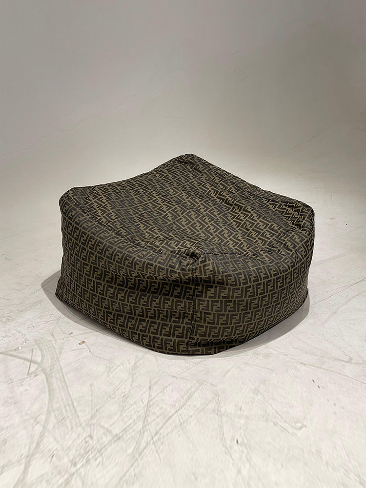 Fendi Cat Pouf （Fendi Lazy Sofa）